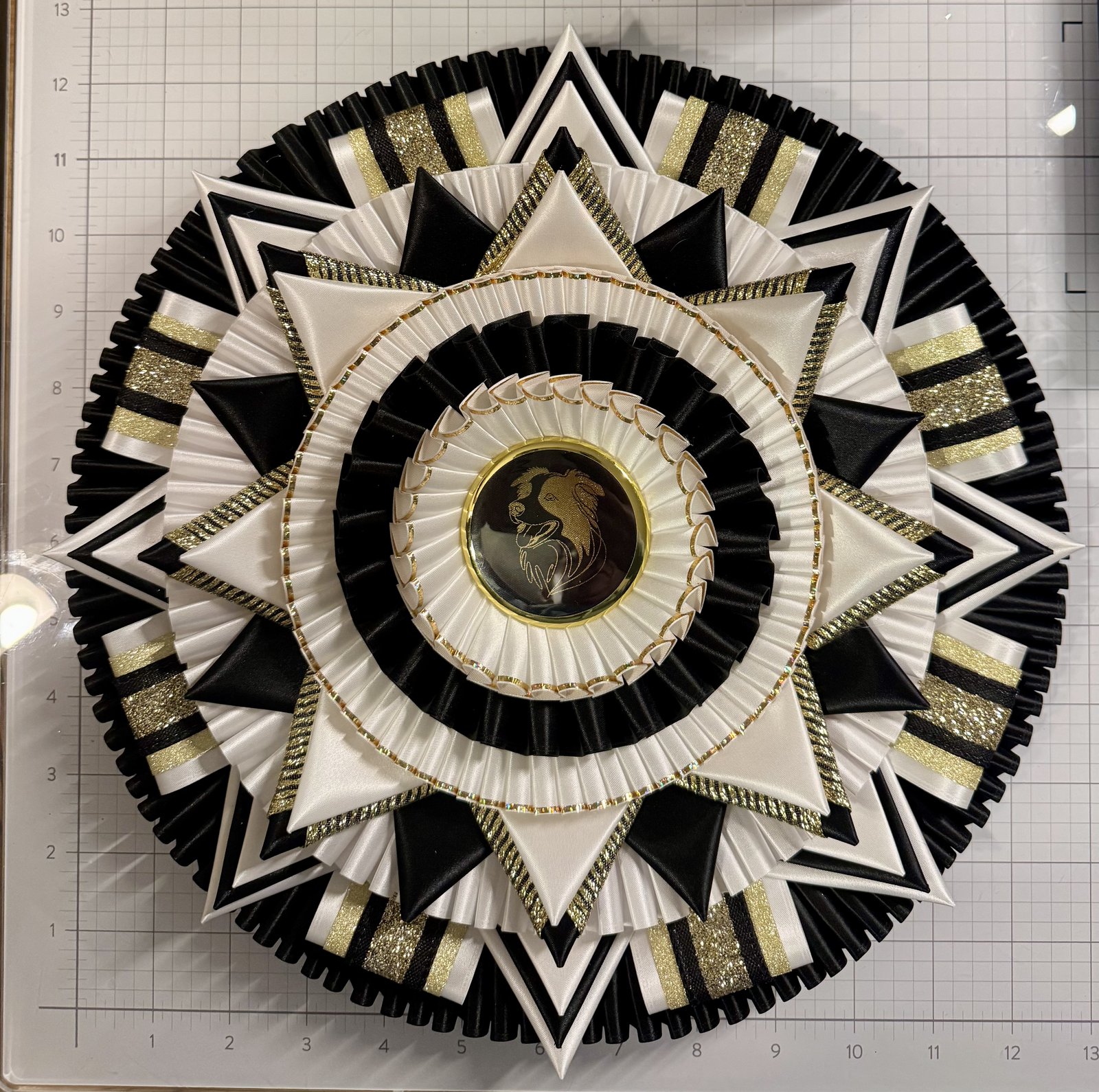 Custom rosette detail
